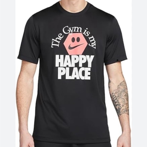 NIKE tshirt - Picture 1 of 4